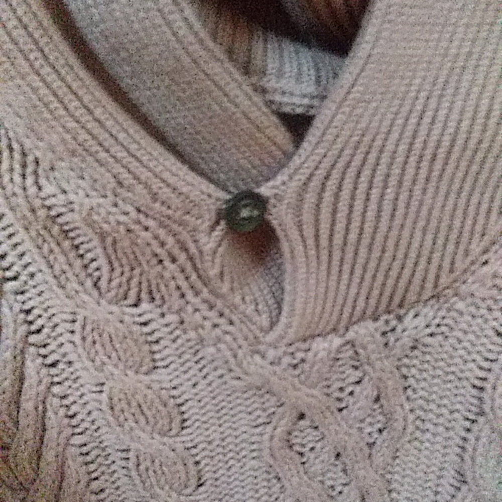 Sweater - Picture 3 of 4